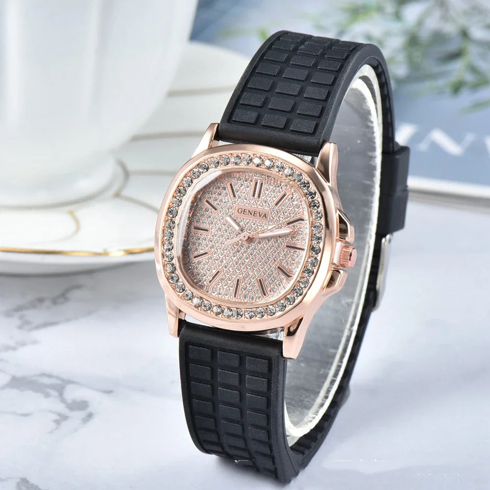New Women's Simple Diamond Ring Lady Quartz Watch Light Luxury Silicone Strap Girl College Student Fashion Wristwatch