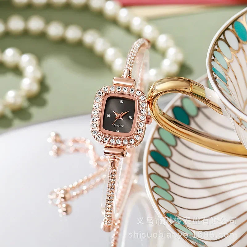 Cute Women Steel Bracelet Watch Quartz Luxury Fashion Small Square Dial Watches Popular Wristwatch Female Elegant Reloj Mujer